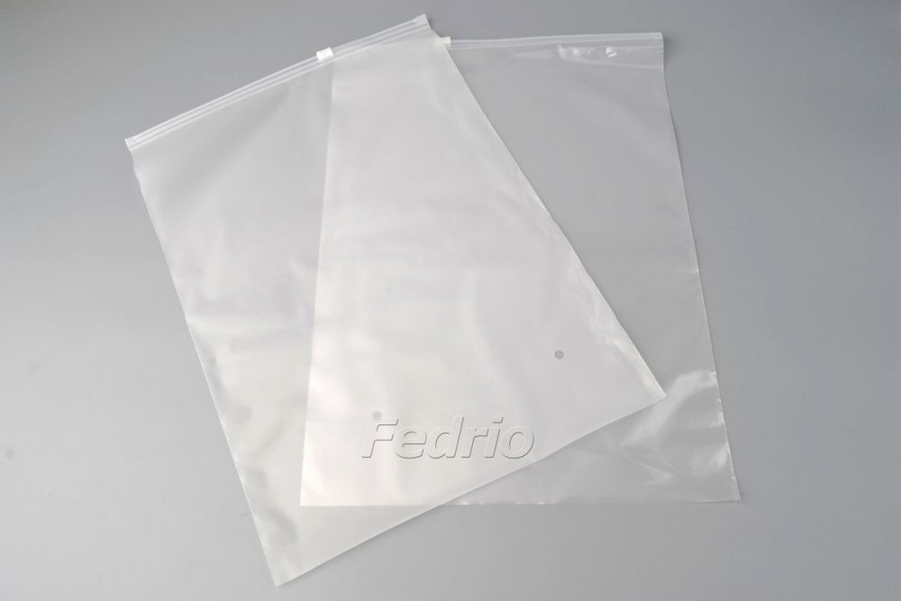 Easy Closing Small Zipper Bag, Ziplock Plastic Bag - China Bag, Plastic Bag