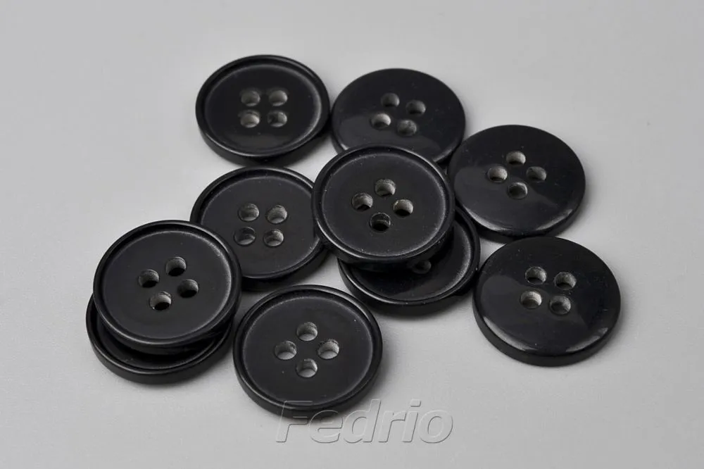 8-buttons-700.webp