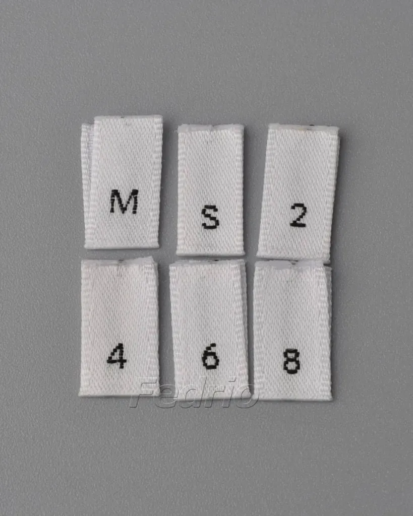 White Polyester Centre Fold Satin Woven Size Labels 0.7*2.8cm 100pcs/Pack 004004