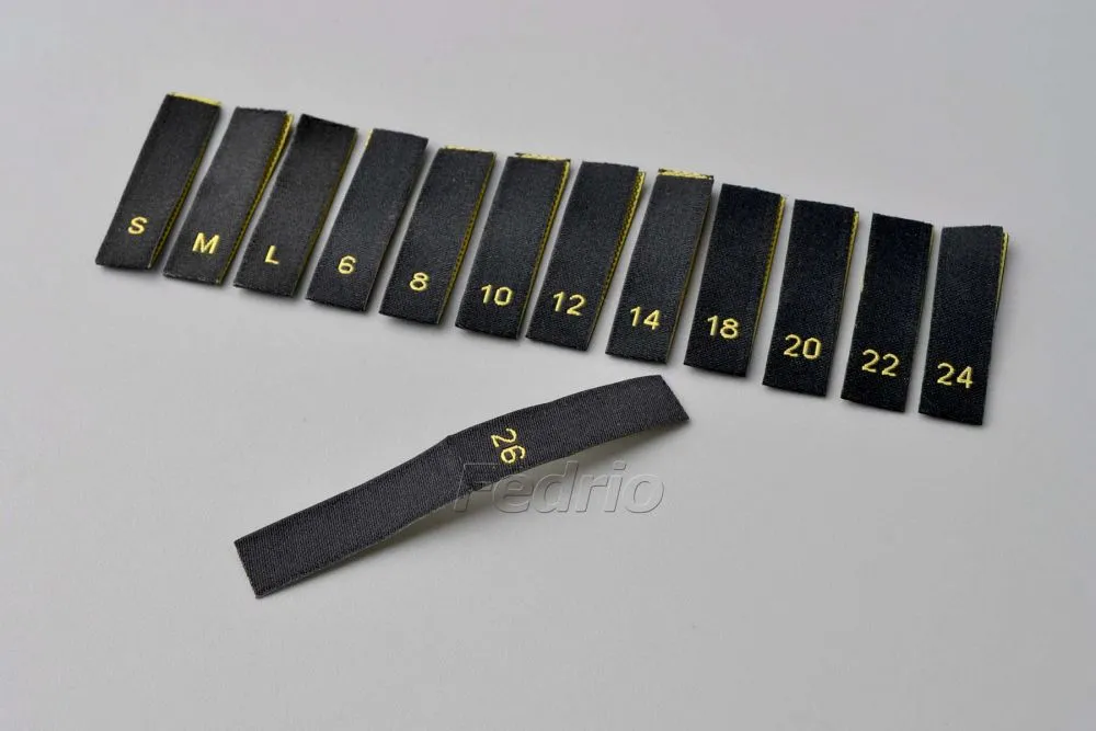 Black Polyester Centre Fold Damask Woven Size Labels 0.8*6cm 100pcs/Pack 004015